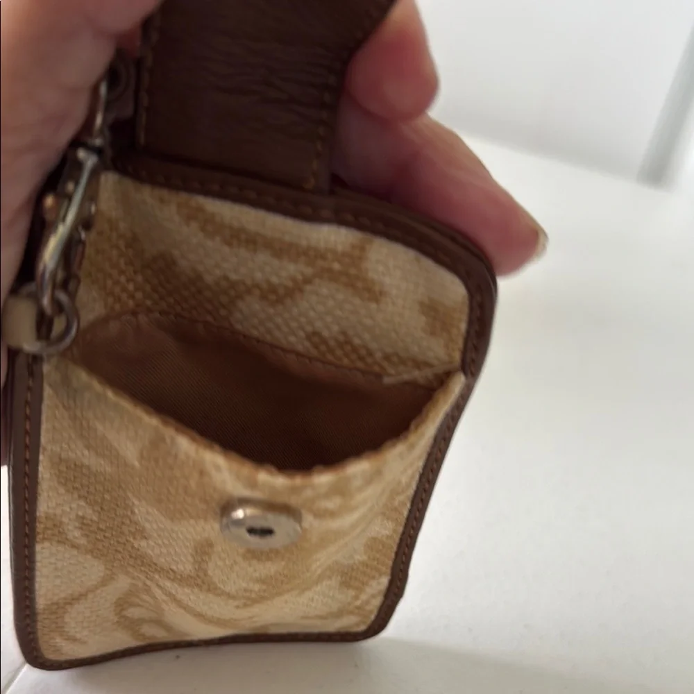 Spartina 449 Tan and Brown ID case, phone case, luggage tag